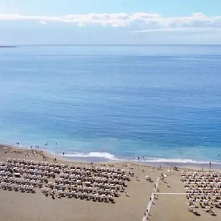 House * 플라야데라스아메리카스