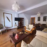 House בית נופש *