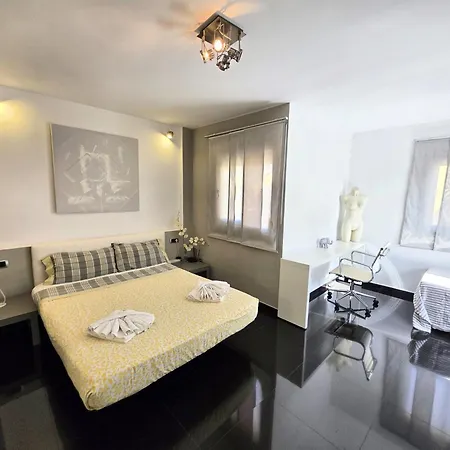 펜션 House *